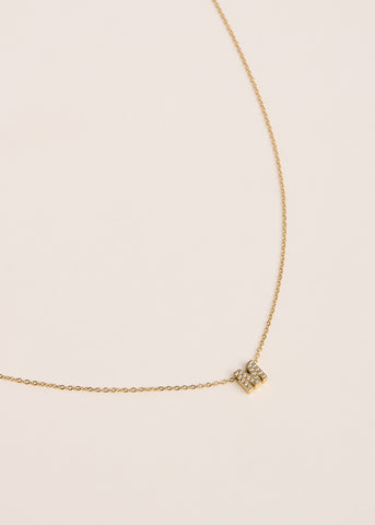 Collier lettre M